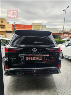 Lexus LX
